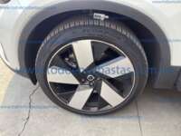 Volvo XC40 2023 5p Recharge Plus EV 69 kWh Aut IMG_7646