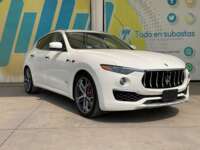 Maserati Levante 2019 5p V6/3.0/T Aut AWD 2019 Maserati Levante Venta Exteriores 3