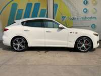 Maserati Levante 2019 5p V6/3.0/T Aut AWD 2019 Maserati Levante Venta Exteriores 4