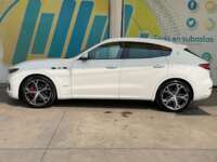 Maserati Levante 2019 5p V6/3.0/T Aut AWD 2019 Maserati Levante Venta Exteriores 8