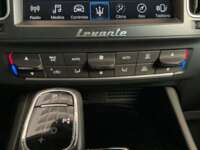 Maserati Levante 2019 5p V6/3.0/T Aut AWD 2019 Maserati Levante Venta Interiores 9