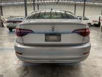 Volkswagen Jetta 2021 4p Comfortline L4/1.4 Tiptronic 2021 Volkswagen Jetta Ingreso Exteriores 6