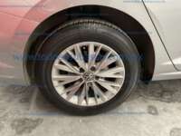 Volkswagen Jetta 2021 4p Comfortline L4/1.4 Tiptronic IMG_9075