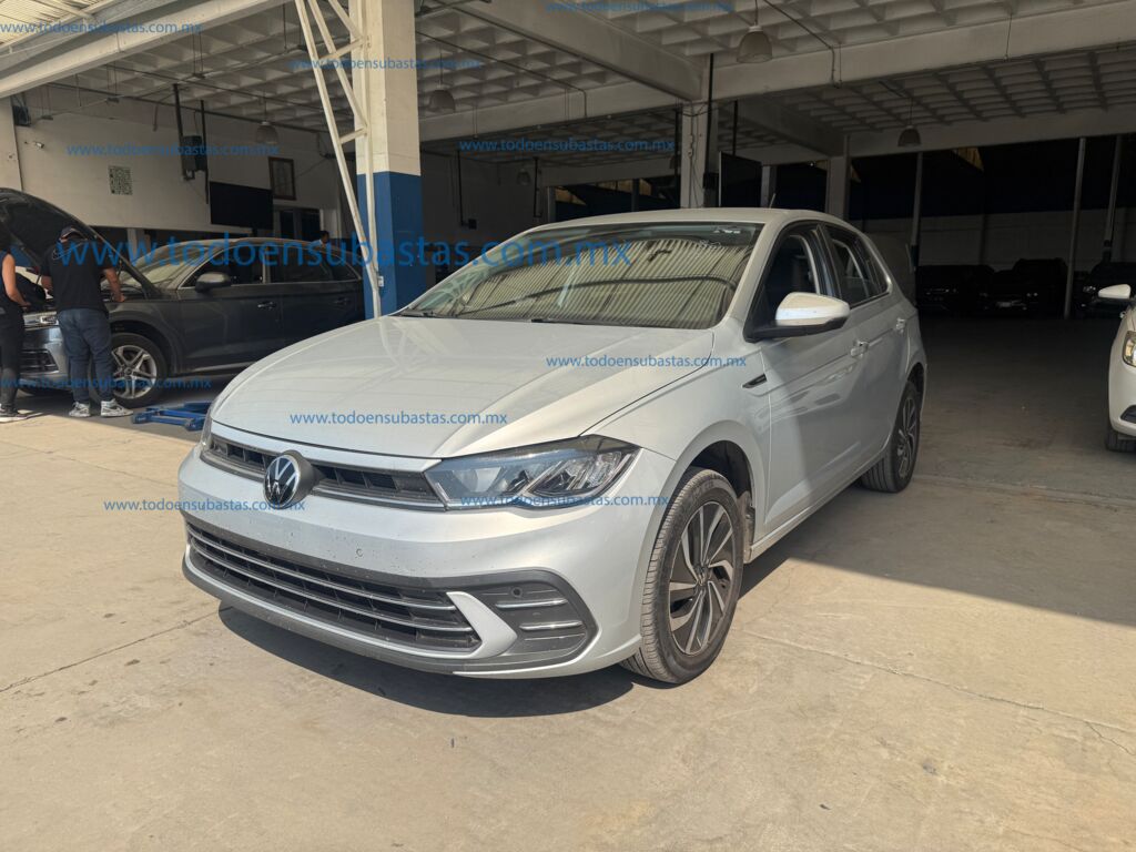 Volkswagen Polo 2025 5p Highline L3/1.0/T Tiptronic IMG_2774