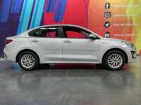 Kia Rio 2021 5p HB LX L4/1.6 Man     2021 Kia Rio Venta Exteriores 8