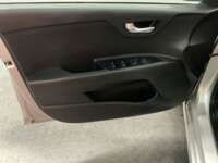 Kia Rio 2021 5p HB LX L4/1.6 Man     2021 Kia Rio Venta Interiores 15