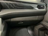 GMC Yukon 2022 5p Denali V8/6.2 Aut IMG_4151