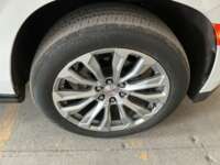 GMC Yukon 2022 5p Denali V8/6.2 Aut IMG_4165