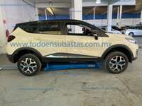 Renault Captur 2019 5p Iconic L4/2.0 CVT 2019 Renault Capture Ingreso Exteriores 3