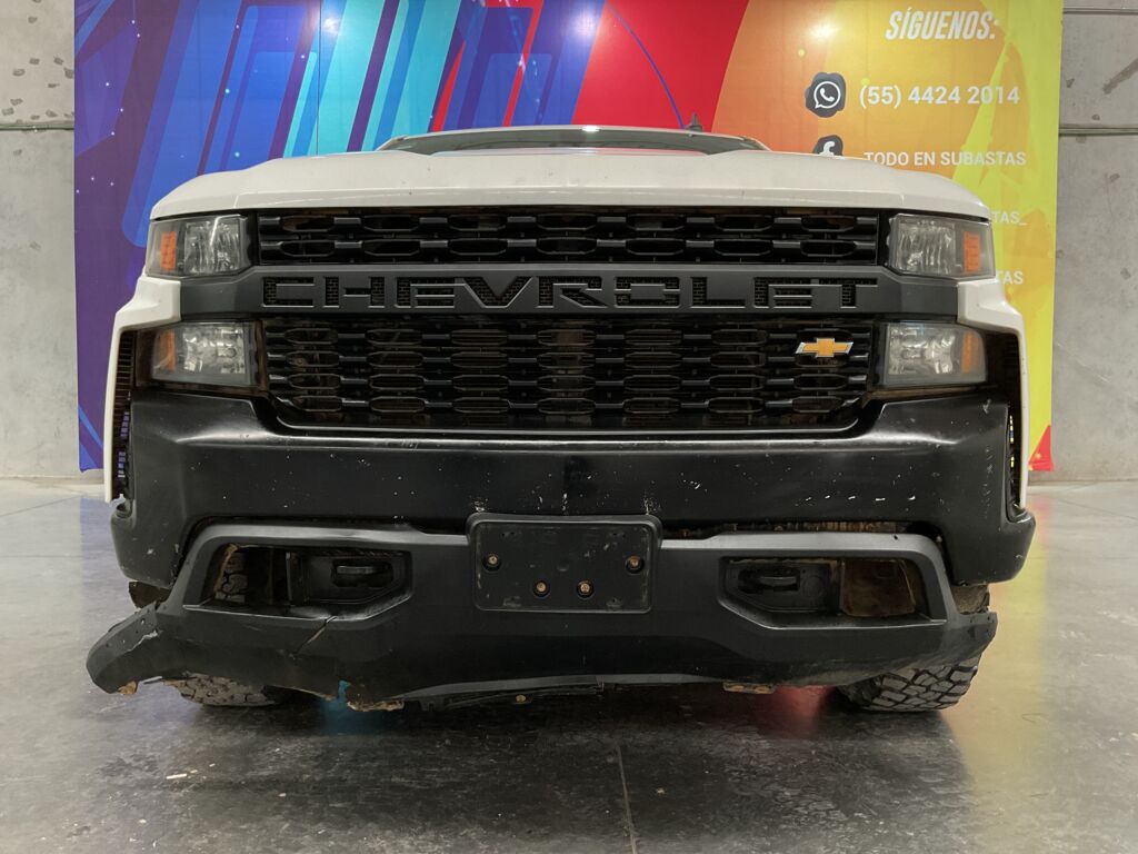 Chevrolet Silverado 1500 2021 4p WT Doble Cabina V6/4.3 Aut 4x4 2021 Chevrolet Silverado 1500 Venta Exteriores 2