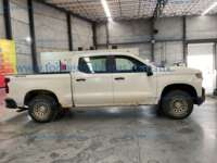 Chevrolet Silverado 1500 2021 4p WT Doble Cabina V6/4.3 Aut 4x4 2021 Chevrolet Silverado 1500 Ingreso Exteriores 4