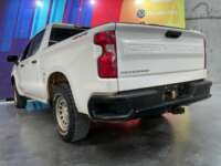 Chevrolet Silverado 1500 2021 4p WT Doble Cabina V6/4.3 Aut 4x4 2021 Chevrolet Silverado 1500 Venta Exteriores 5