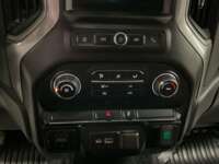 Chevrolet Silverado 1500 2021 4p WT Doble Cabina V6/4.3 Aut 4x4 2021 Chevrolet Silverado 1500 Venta Interiores 7