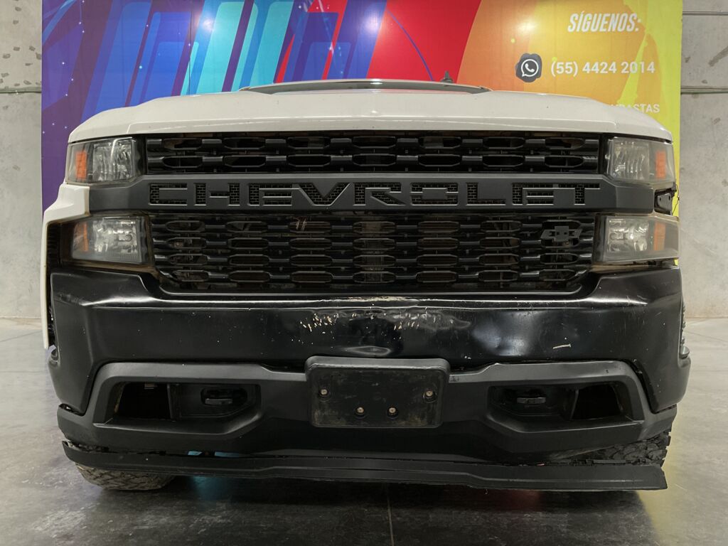 Chevrolet Silverado 1500 2020 4p WT Doble Cabina V6/4.3 Aut 4x4 2020 Chevrolet Silverado 1500 Venta Exteriores 2