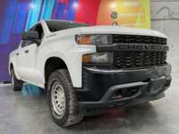 Chevrolet Silverado 1500 2020 4p WT Doble Cabina V6/4.3 Aut 4x4 2020 Chevrolet Silverado 1500 Venta Exteriores 3