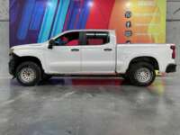 Chevrolet Silverado 1500 2020 4p WT Doble Cabina V6/4.3 Aut 4x4 2020 Chevrolet Silverado 1500 Venta Exteriores 4