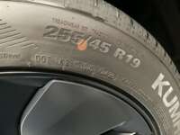 Tesla Modelo Y 2025 MODEL Y AUTONOMIA MAYOR 2025 Tesla Modelo Y Venta Llantas 3