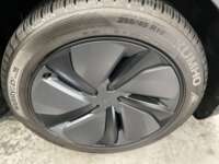 Tesla Modelo Y 2025 MODEL Y AUTONOMIA MAYOR 2025 Tesla Modelo Y Venta Llantas 10