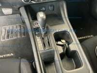 Nissan Sentra 2022 4p Sense L4/2.0 CVT 2022 Nissan Sentra Ingreso Interiores 14