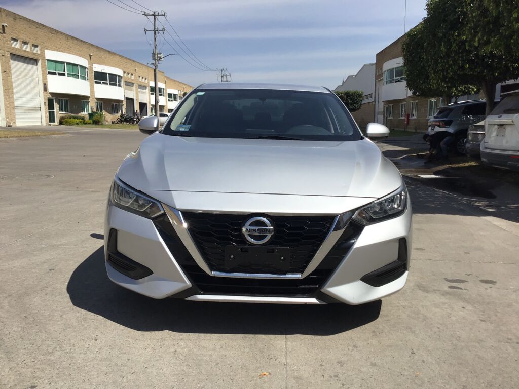 Nissan Sentra 2022 4p Sense L4/2.0 CVT 2022 Nissan Sentra Venta Exteriores 2