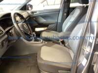 Volkswagen T-Cross 2021 5p Comfortline L4/1.6 Aut 2021 Volkswagen T-Cross Ingreso Interiores 1