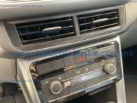 Volkswagen T-Cross 2021 5p Comfortline L4/1.6 Aut 2021 Volkswagen T-Cross Ingreso Interiores 9