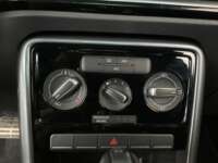 Volkswagen Beetle 2018 2p Sound L5/2.5 Tiptronic 2018 Volkswagen Beetle Venta Interiores 10