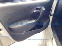 Volkswagen Vento 2018 4p Comfortline L4/1.6 Man 2018 Volkswagen Vento Ingreso Interiores 0