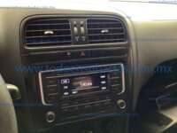 Volkswagen Vento 2018 4p Comfortline L4/1.6 Man 2018 Volkswagen Vento Ingreso Interiores 7