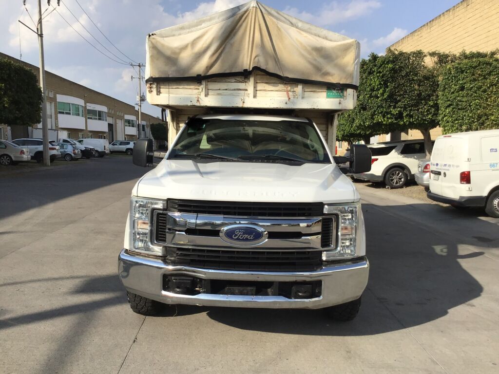 Ford F-350 2019 2p XL Plus V8/6.2 Aut 2019 Ford F-350 Venta Exteriores 2