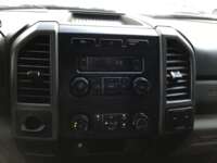 Ford F-350 2019 2p XL Plus V8/6.2 Aut 2019 Ford F-350 Venta Interiores 6