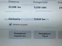 Tesla Modelo S 2016 MODEL S075 D 2016 Tesla Modelo S Ingreso Interiores 3