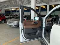 Chevrolet Tahoe 2023 5p High Country V8/6.2 Aut IMG_5590