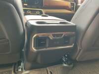 GMC Sierra 2024 4p Crew Cab Denalli Ultimate V8/6.2 Aut IMG_0547