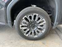 GMC Sierra 2024 4p Crew Cab Denalli Ultimate V8/6.2 Aut 2024 GMC Sierra Ingreso Llantas 6