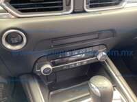 Mazda CX-5 2022  2022 Mazda CX-5 Ingreso Interiores 13