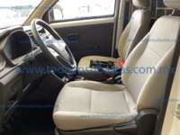 Chevrolet Tornado 2023 5p Van LS L4/1.5 Man 2023 Chevrolet Tornado Ingreso Interiores 1