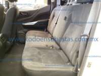 Nissan NP300 Frontier 2020 SE 2.5L Manual A/C Doble Cabina  2020 Nissan NP300 Frontier Ingreso Interiores 15