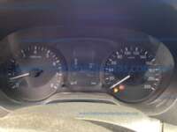 Nissan NP300 Frontier 2020 SE 2.5L Manual A/C Doble Cabina  2020 Nissan NP300 Frontier Ingreso Interiores 3