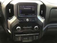 Chevrolet Silverado 2021 4p WT Doble Cabina 4X4 V6/4.3 Aut  2021 Chevrolet Silverado Venta Interiores 6