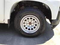 Chevrolet Silverado 2021 4p WT Doble Cabina 4X4 V6/4.3 Aut  2021 Chevrolet Silverado Venta Llantas 1