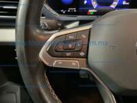 Volkswagen Taos 2022 5p Comfortline L4/1.4/T Tiptronic IMG_9773