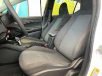 Chevrolet Onix 2021 4p LS L3/1.0/T Aut 2021 Chevrolet Onix Venta Interiores 16