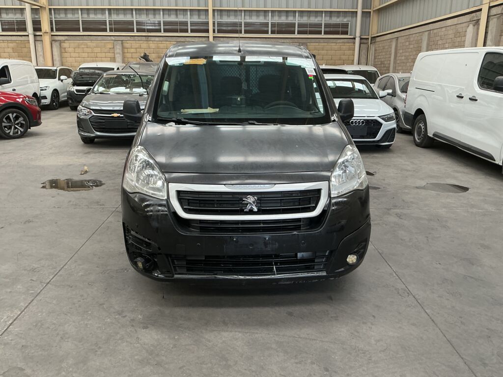Peugeot Partner 2019 5p L4/1.6/T Diesel Man 2019 Peugeot Partner Venta Exteriores 2