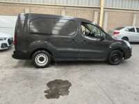 Peugeot Partner 2019 5p L4/1.6/T Diesel Man 2019 Peugeot Partner Venta Exteriores 4