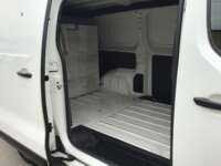 Peugeot Expert Van 2021 5p L4/2.0/TDI Man 2021 Peugeot Expert Van Venta Interiores 10