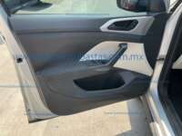 Volkswagen Taigun 2023 5p Trendline L3/1.0/T Tiptronic 2023 Volkswagen Taigun Ingreso Interiores 16