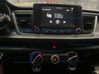 Kia Rio 2020 4p LX L4/1.6 Man IMG_0034