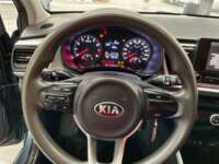 Kia Rio 2020 4p LX L4/1.6 Man 2020 Kia Rio Venta Interiores 1