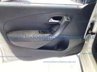 Volkswagen Polo 2021 5p Comfortline Plus L4/1.6 Aut 2021 Volkswagen Polo Ingreso Interiores 0